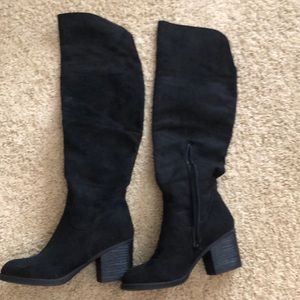 Women’s Over the knee healed boot